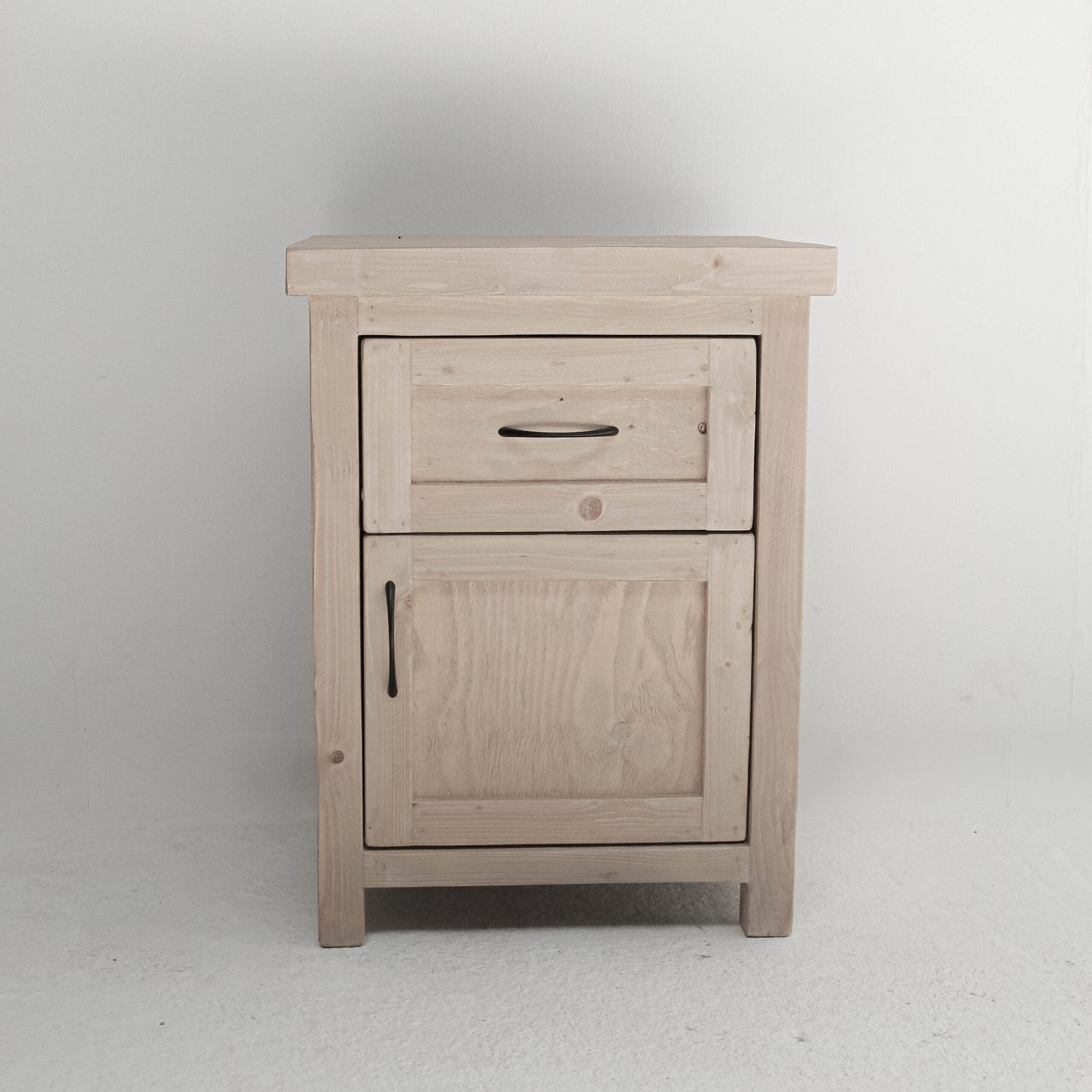 Okavango wooden pedestal